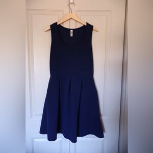 Elegant Navy Blue Sleeveless Dress